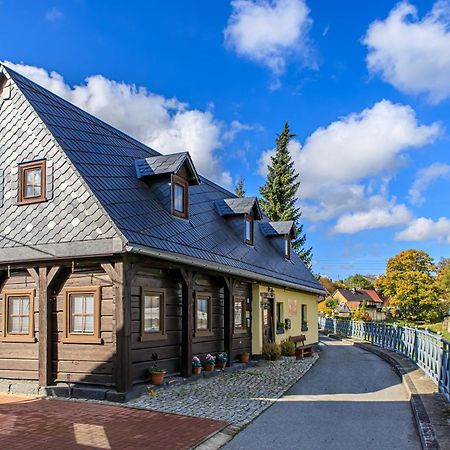 Ferienhaus Sissi Mit Whirlpool, Sauna U Sehr Ruhig Гросшунау Екстериор снимка